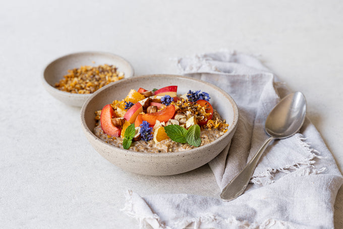 Lavendel-Porridge mit Aprikose und Orange