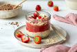 Budwig Creme mit Protein Porridge und Erdbeeren